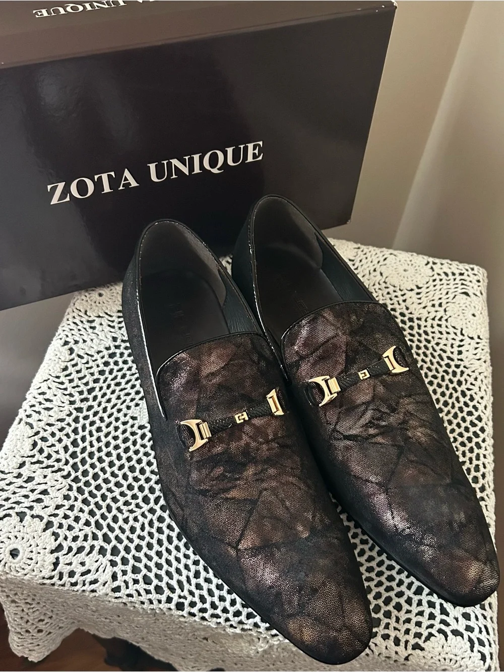 Zota Unique Men's Metallic Brown Slip-On Loafers with Gold Bit